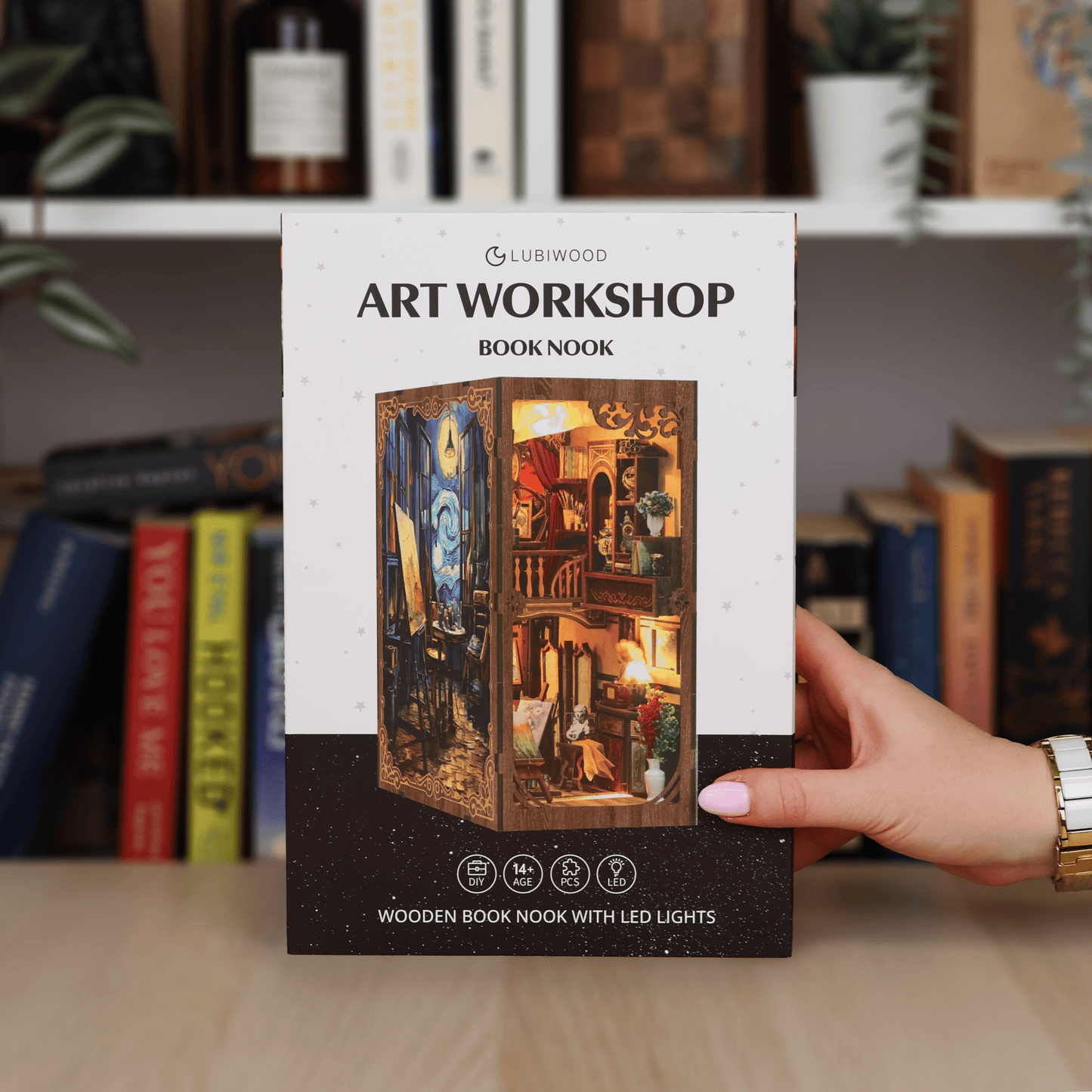 Art Workshop Book Nook - Lubiwood UK