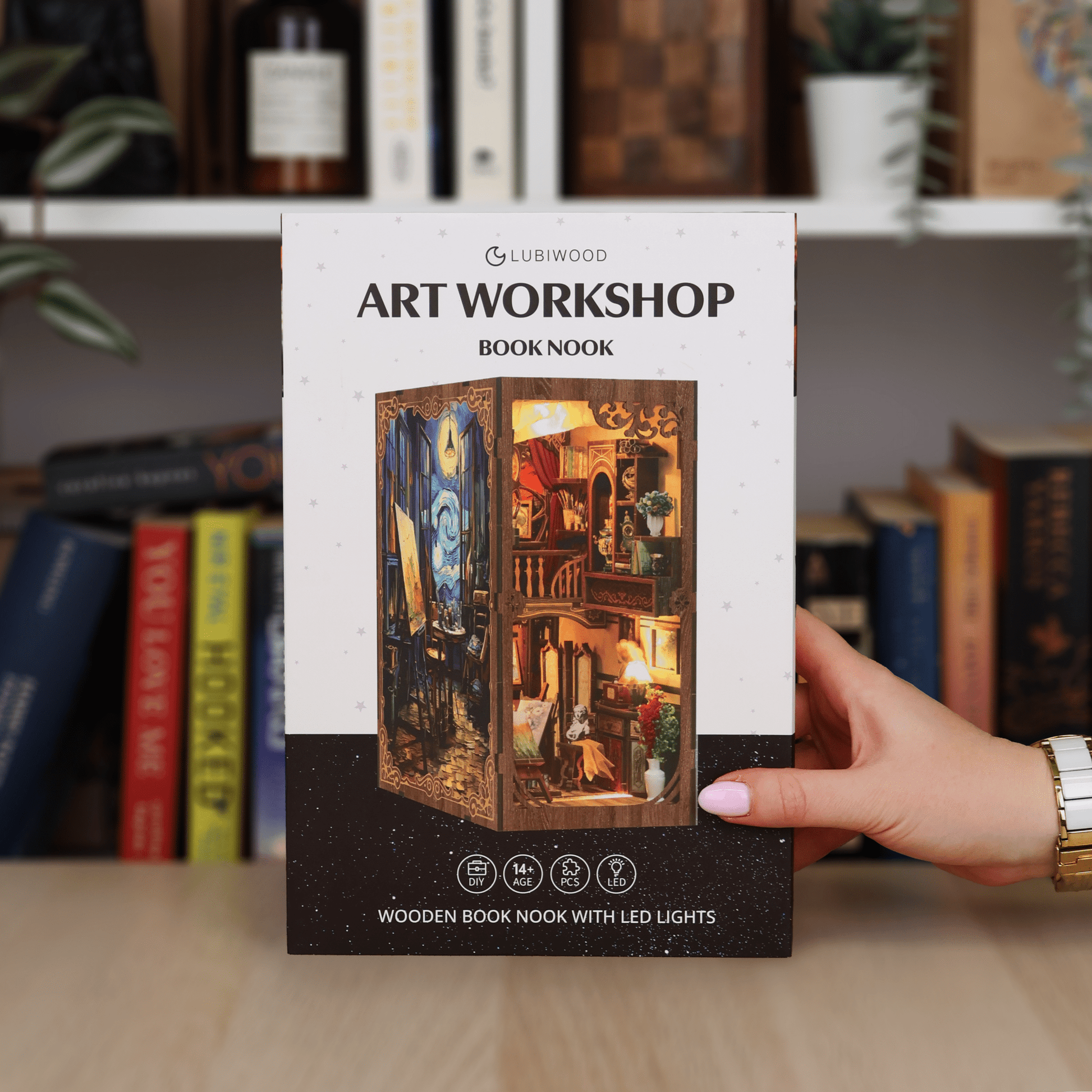 Art Workshop Book Nook - Lubiwood UK