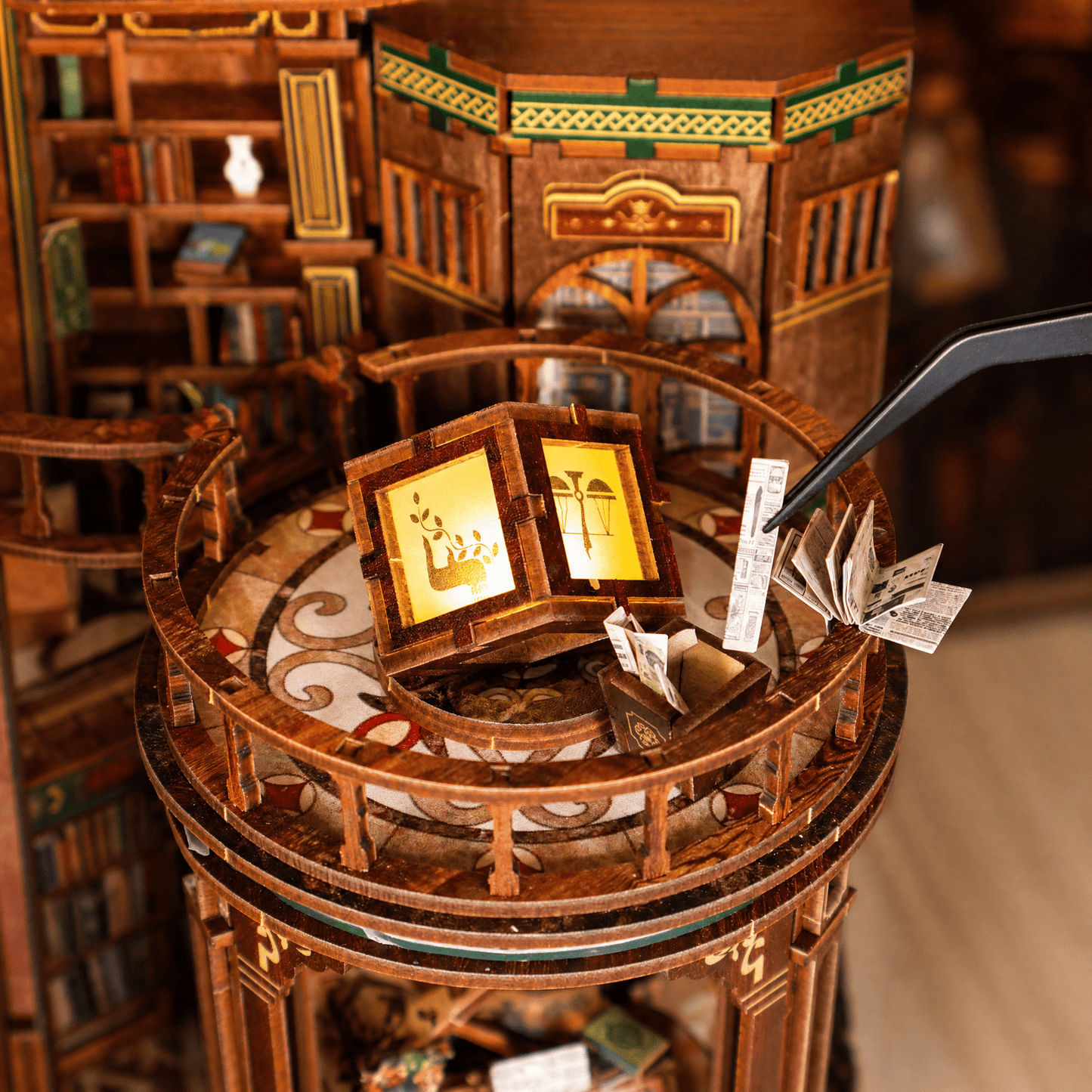 Grand Balcony Book Nook - Lubiwood UK