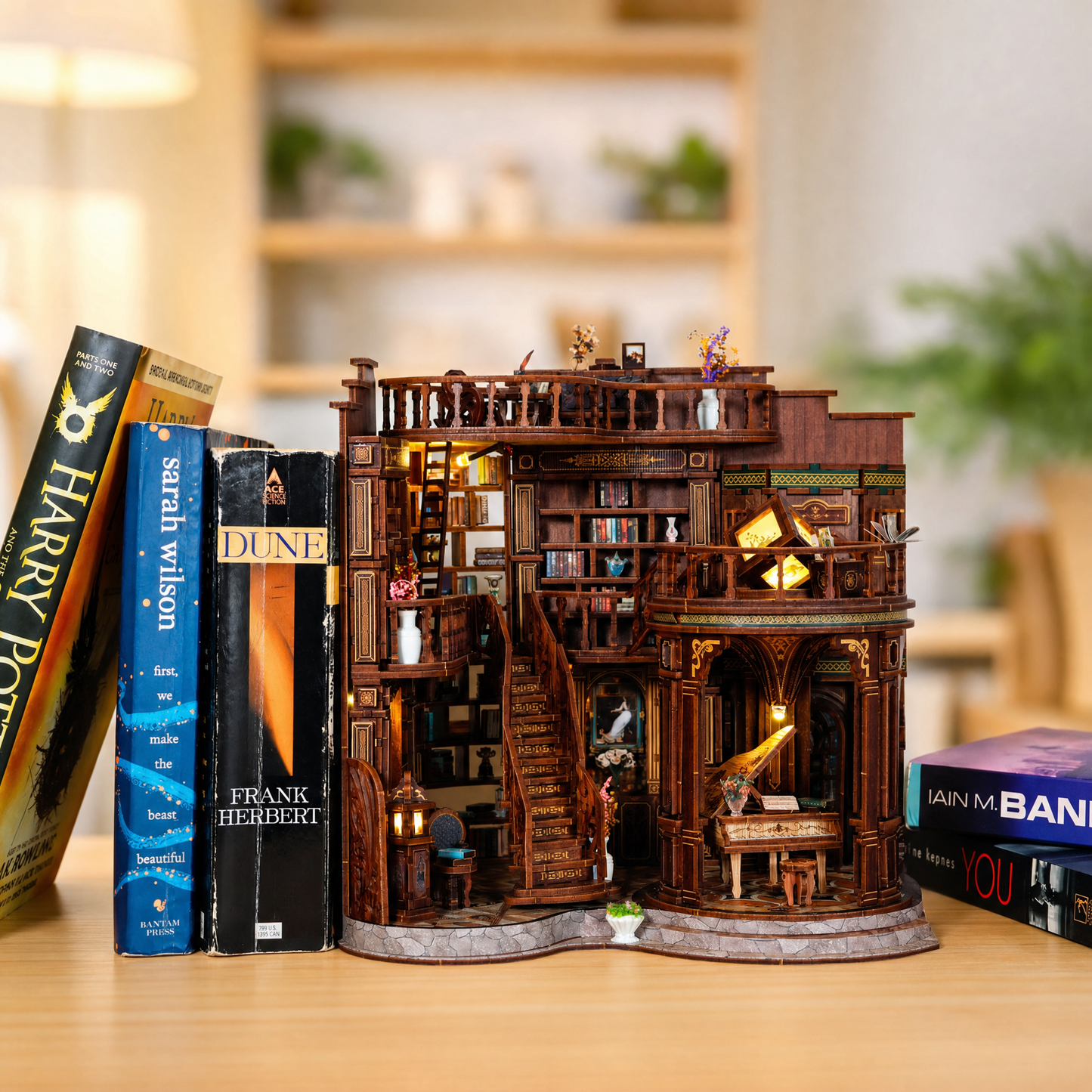 Grand Balcony Book Nook - Lubiwood UK